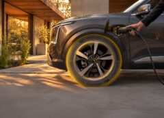 Los vehículos eléctricos plantean nuevas exigencias para los neumáticos