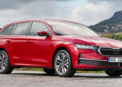 Skoda presenta su primer híbrido completo.